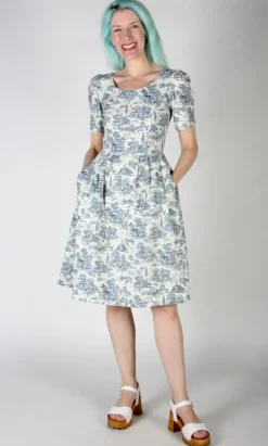 Winter Chippy Dress - Navy Village Toile
