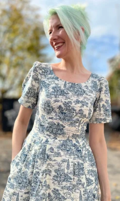 Winter Chippy Dress - Navy Village Toile